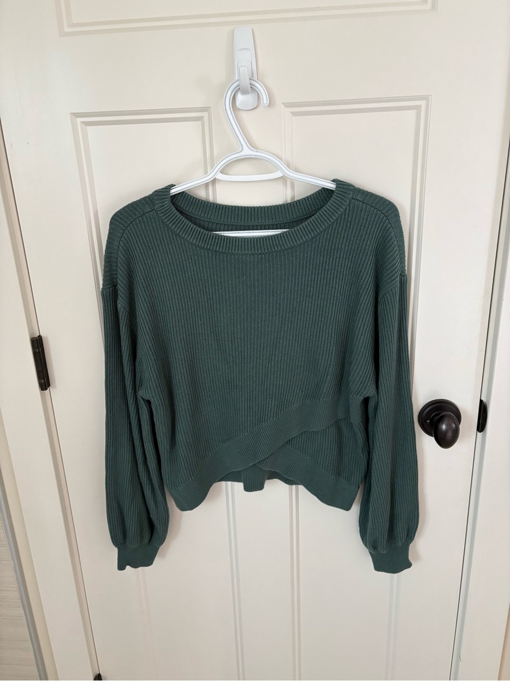 lululemon athletica Reversible Crossover Sweater - Forest Green - Picture 4 of 5